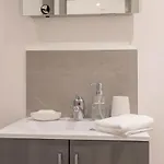 Fantastic 1 Bedroom *