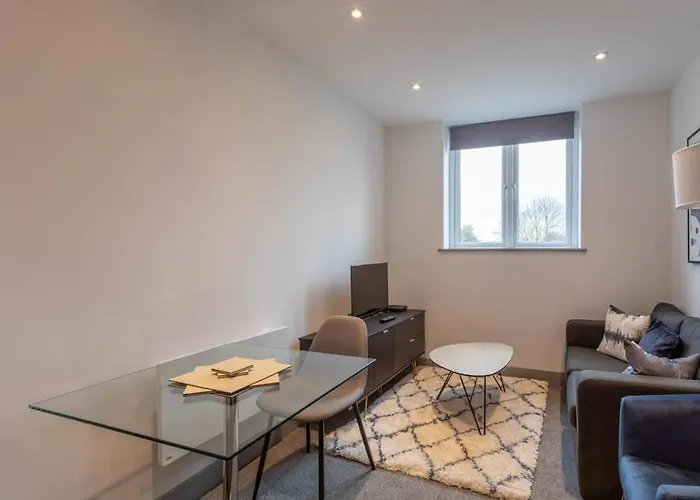 Fantastic 1 Bedroom 公寓 *